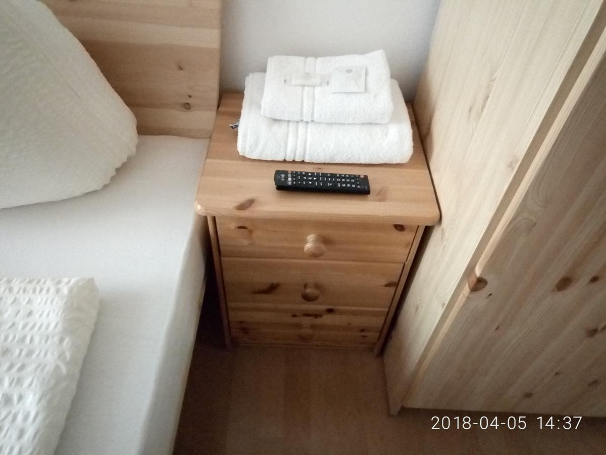 Gasthof Mondschein Hotel Merano Ngoại thất bức ảnh