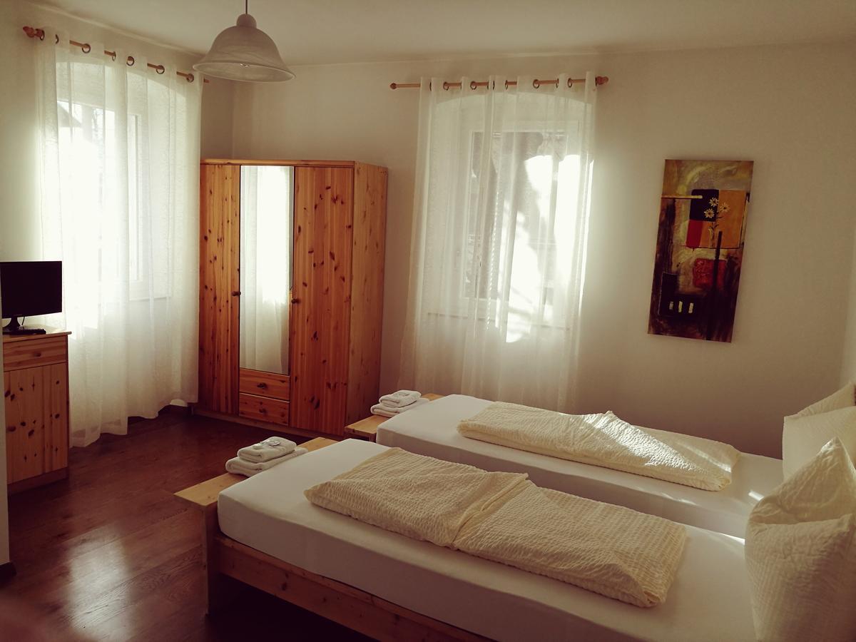Gasthof Mondschein Hotel Merano Ngoại thất bức ảnh