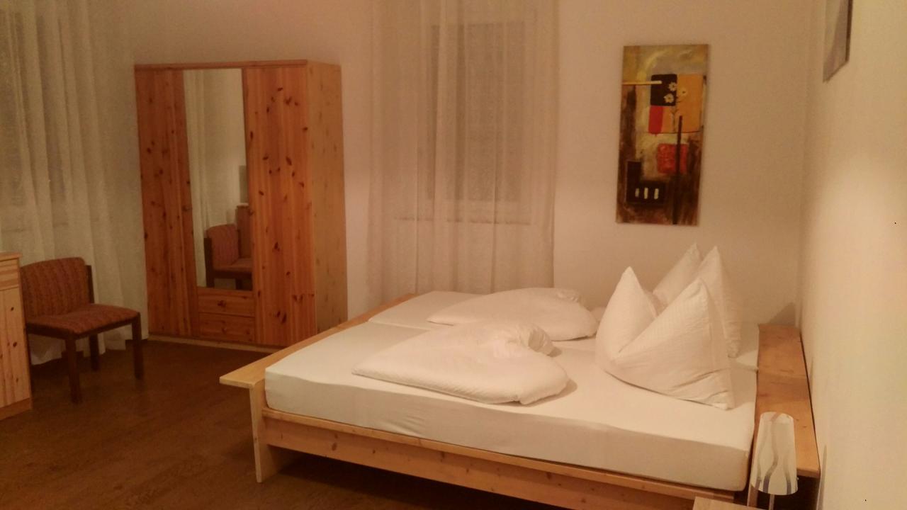 Gasthof Mondschein Hotel Merano Ngoại thất bức ảnh